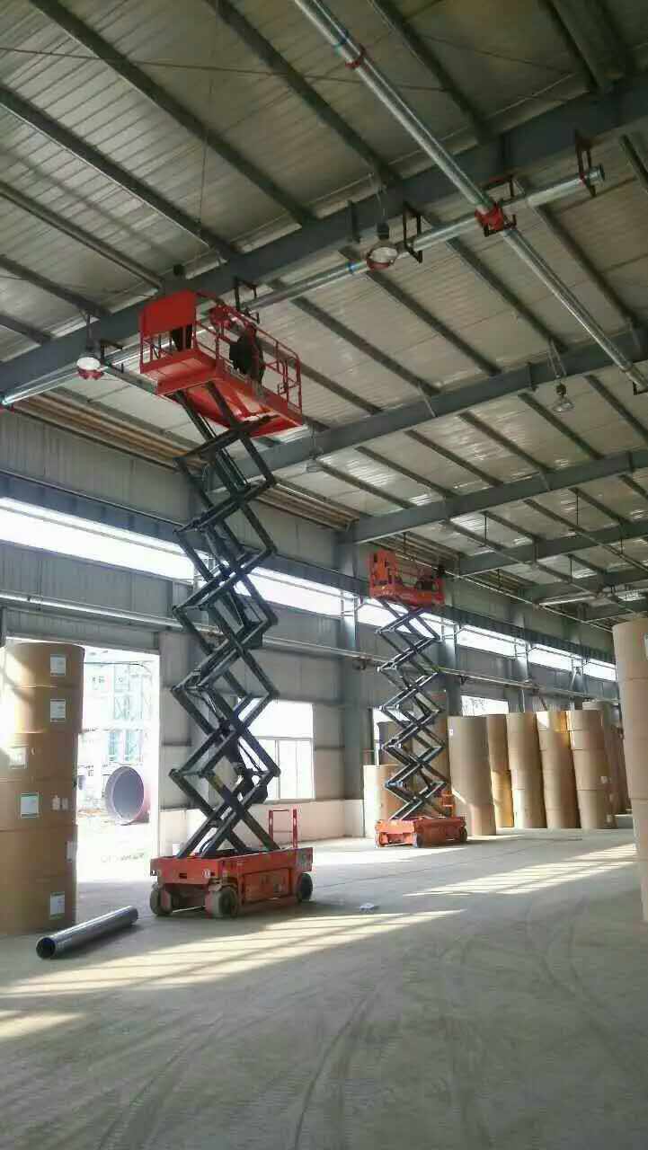 成都租升降機(jī)