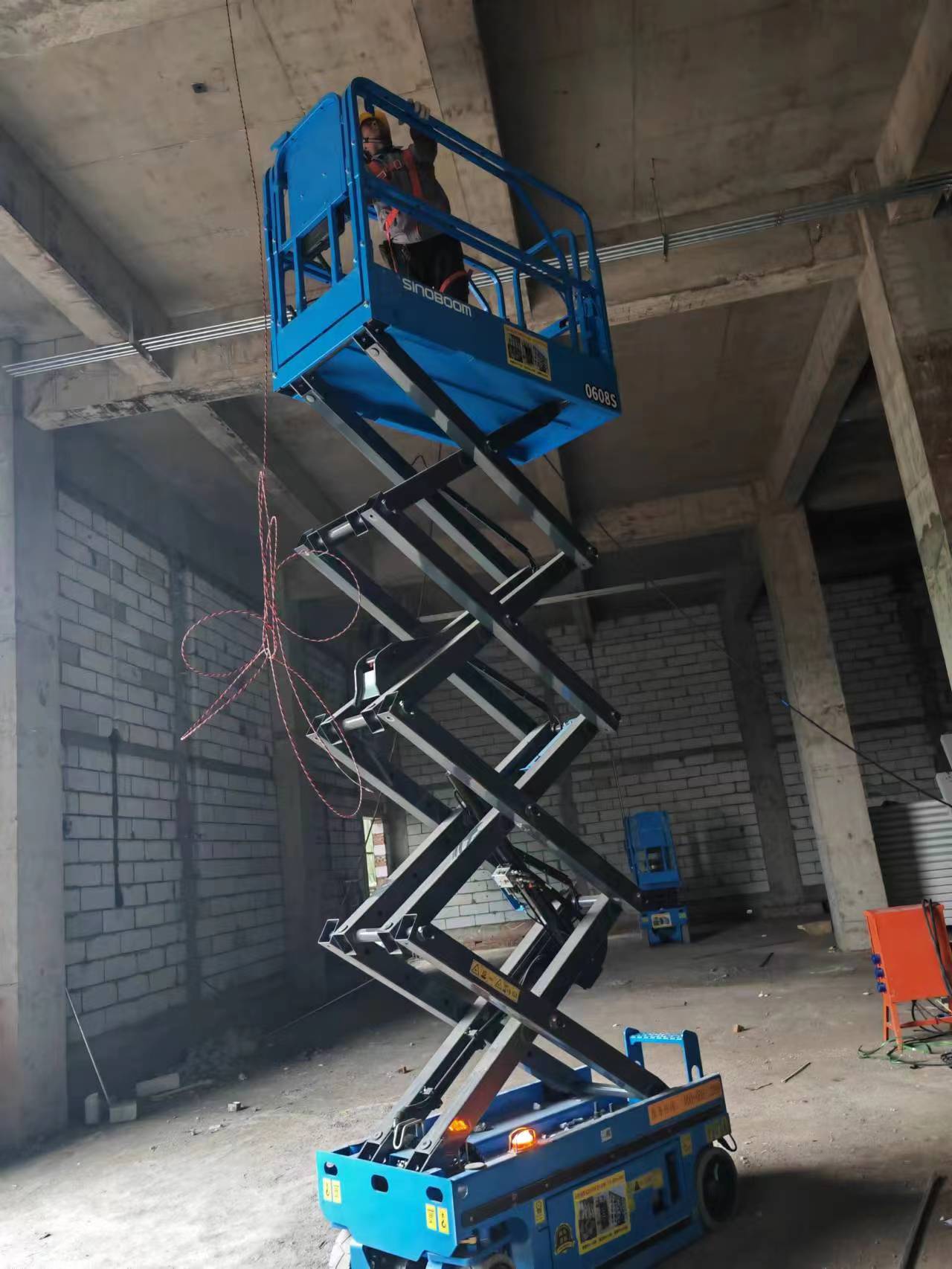 成都升降機(jī)出租