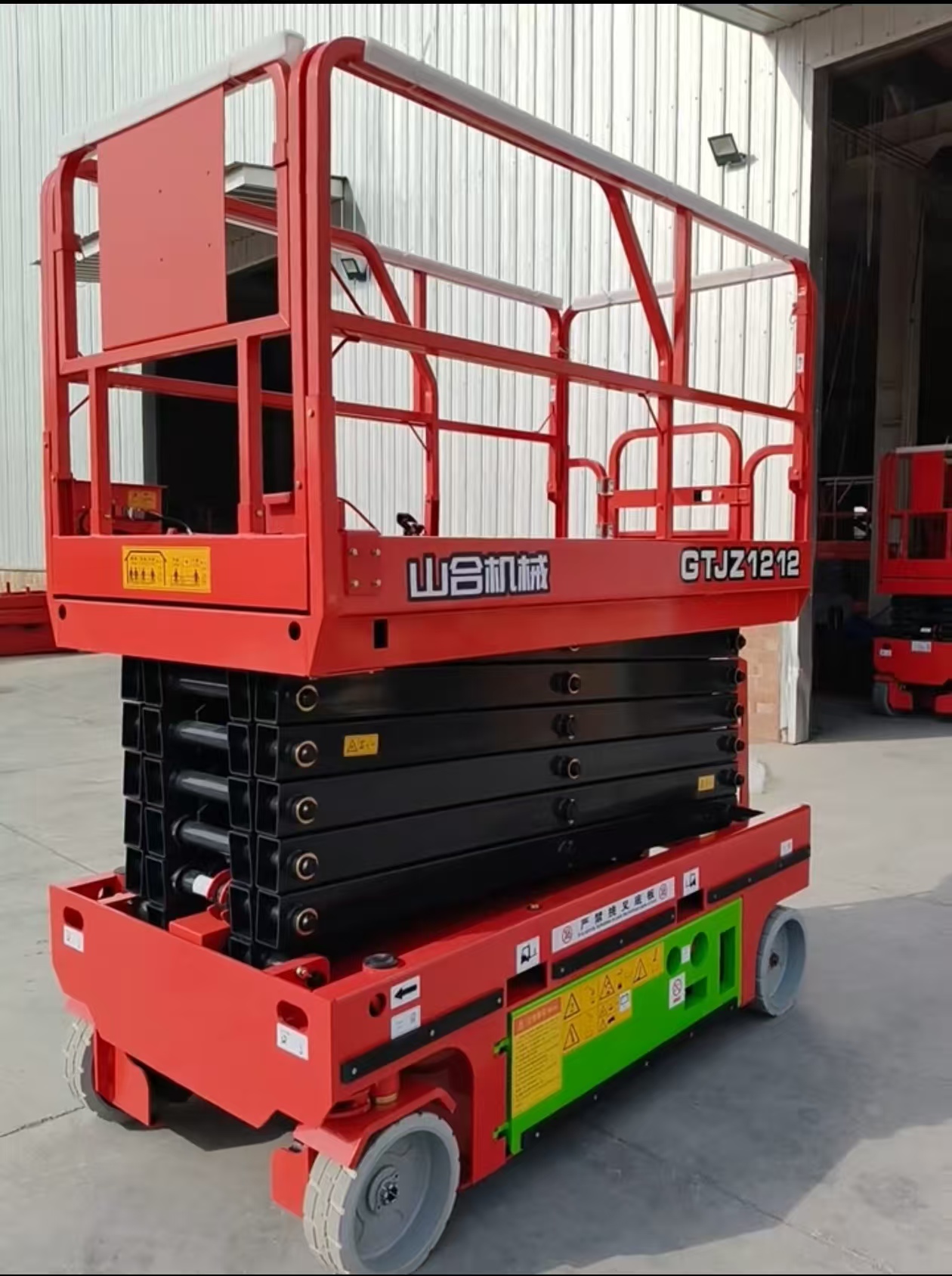 成都電動升降機