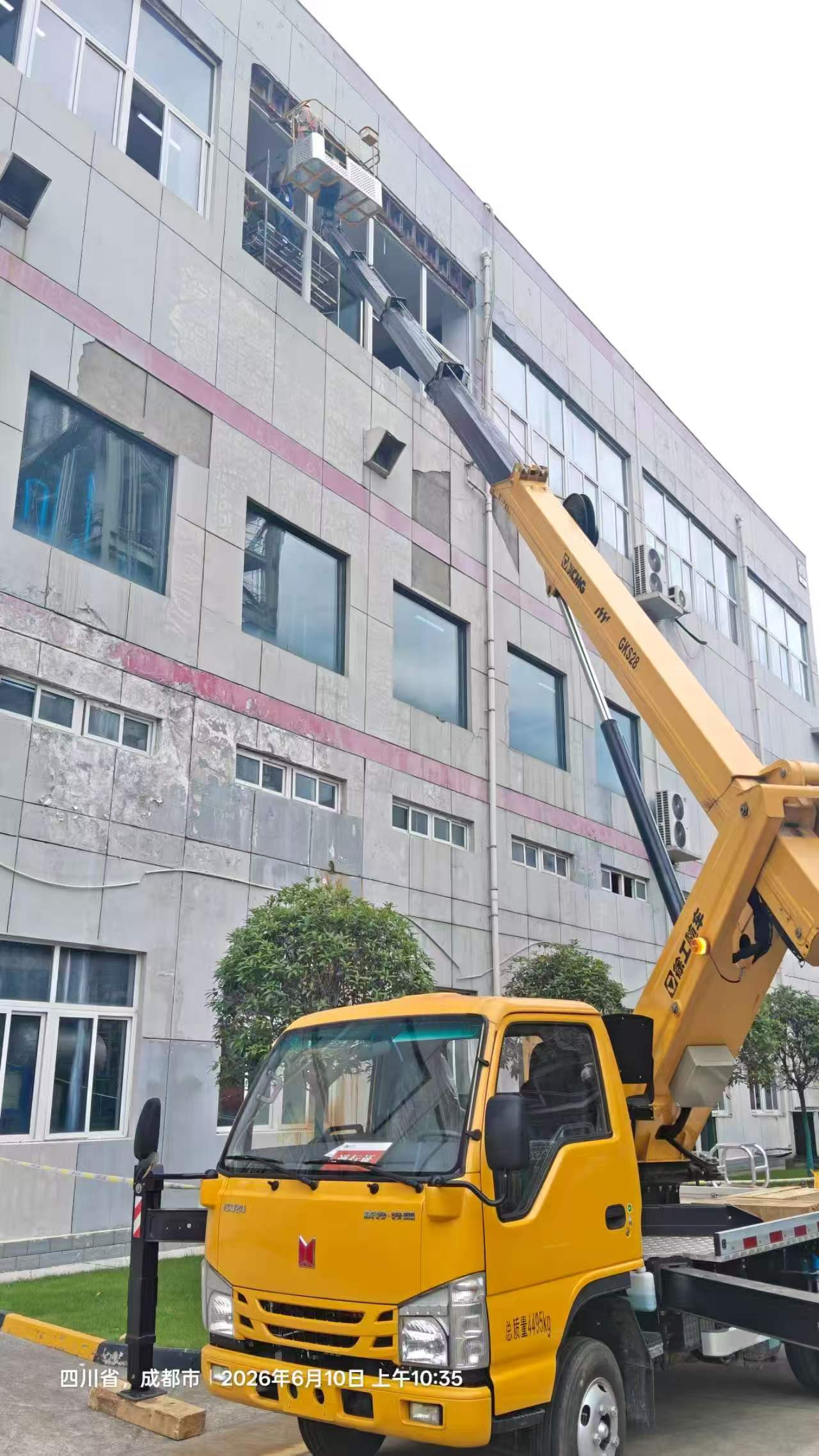 成都路燈車租賃