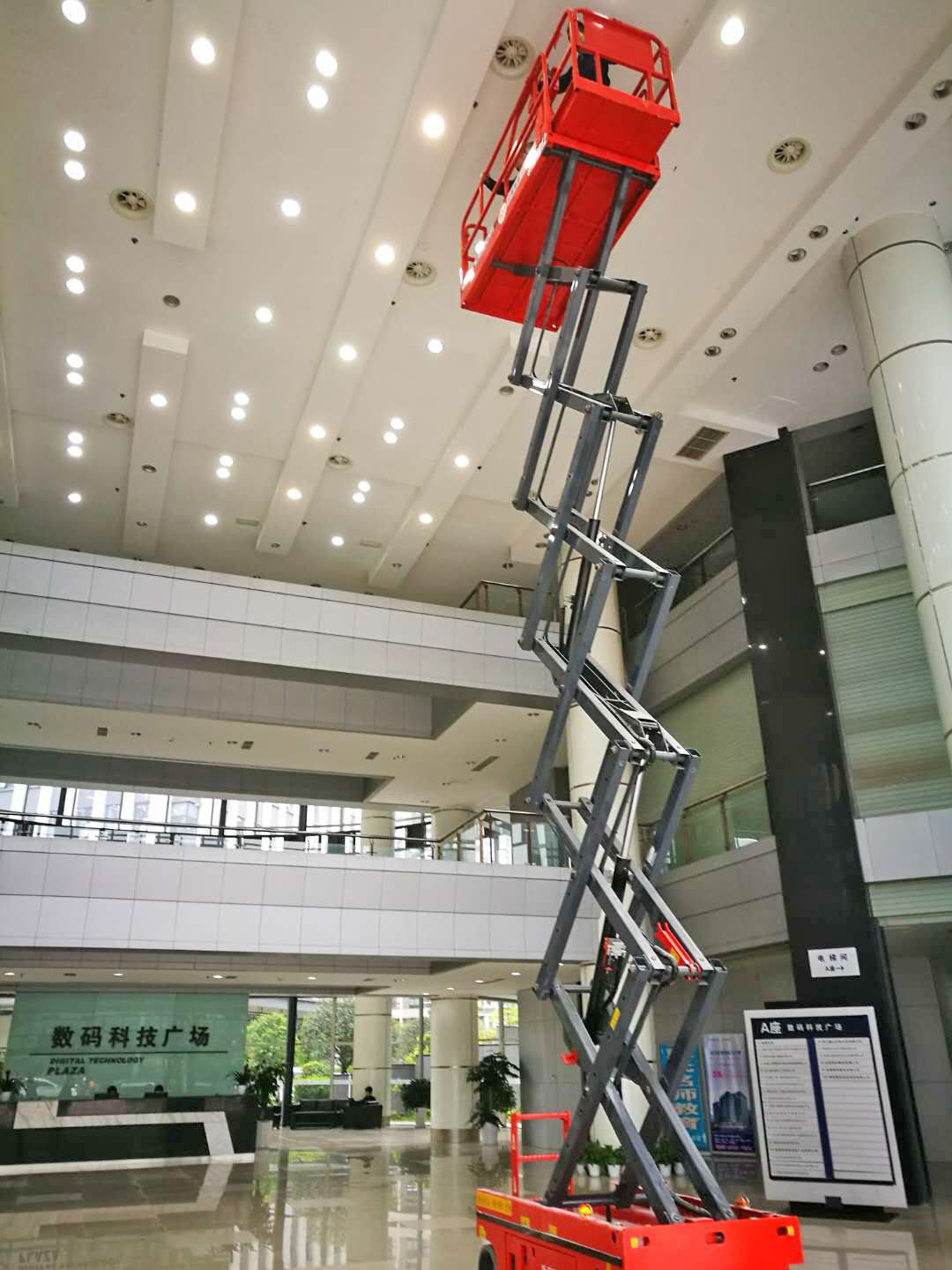 溫江升降車租賃熱線13980984100